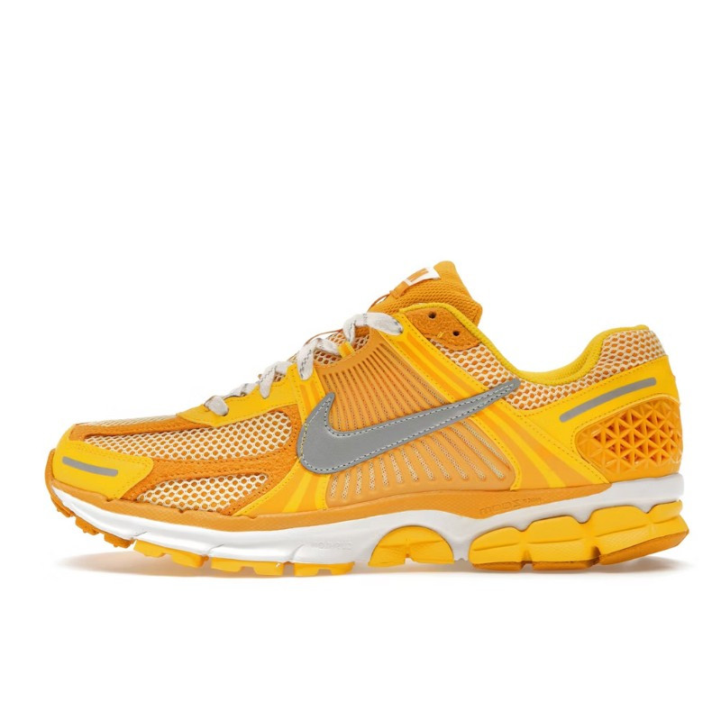 Nike Zoom Vomero 5 Yellow Ochre - 1