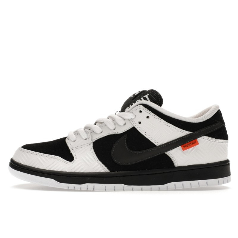 Nike SB Dunk Low x TIGHTBOOTH®︎ - 1