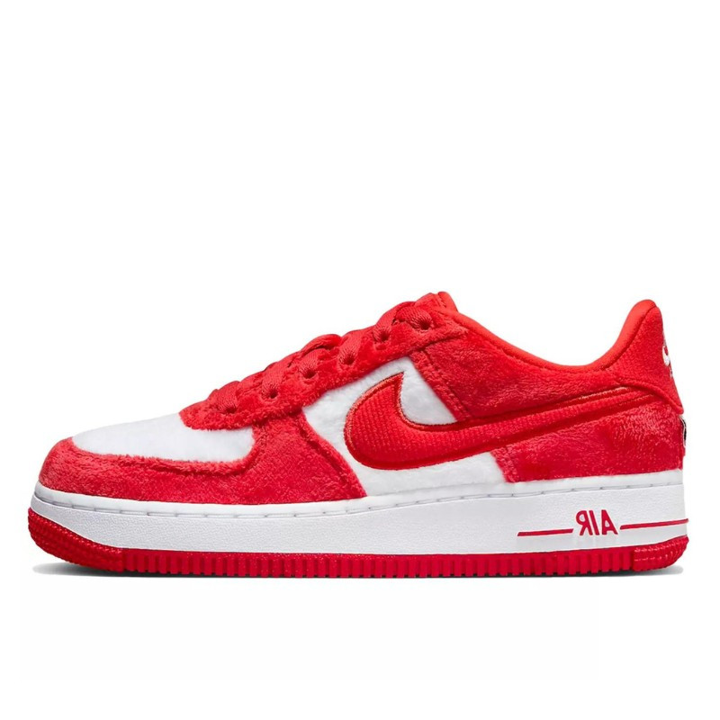 Air Force 1 Low Valentine's Day Fleece - 1