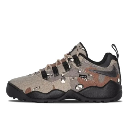 Nike SB Darwin Low Supreme Desert Camo - 1