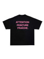 Camiseta preta rosa com aviso de tinta molhada - 2