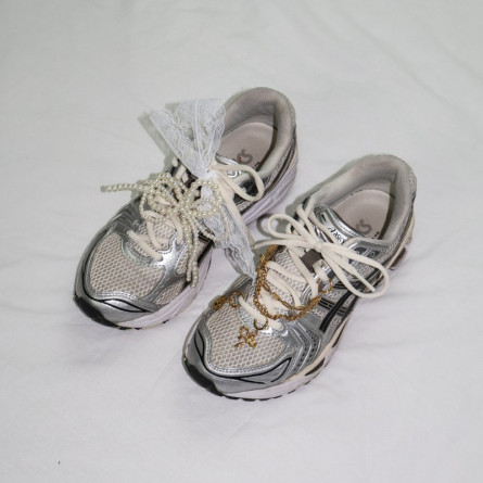 trainers customization kit - 2