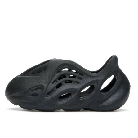 Yeezy Foam RNNR Onyx - 1